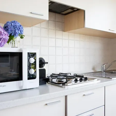 Apartment Charming Moment Di Porta - Residenza Leonardo Luino